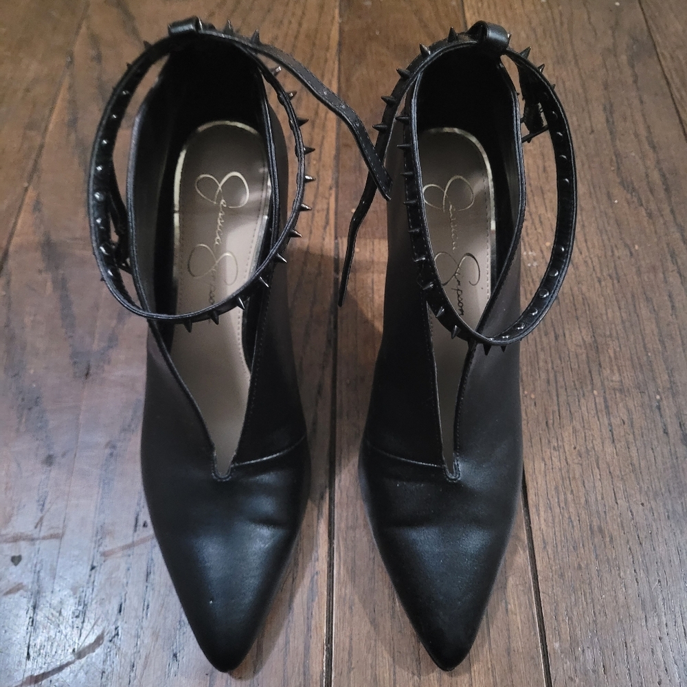 Jessica Simpson Black Pointed Toe Heels – Size 8.5M
